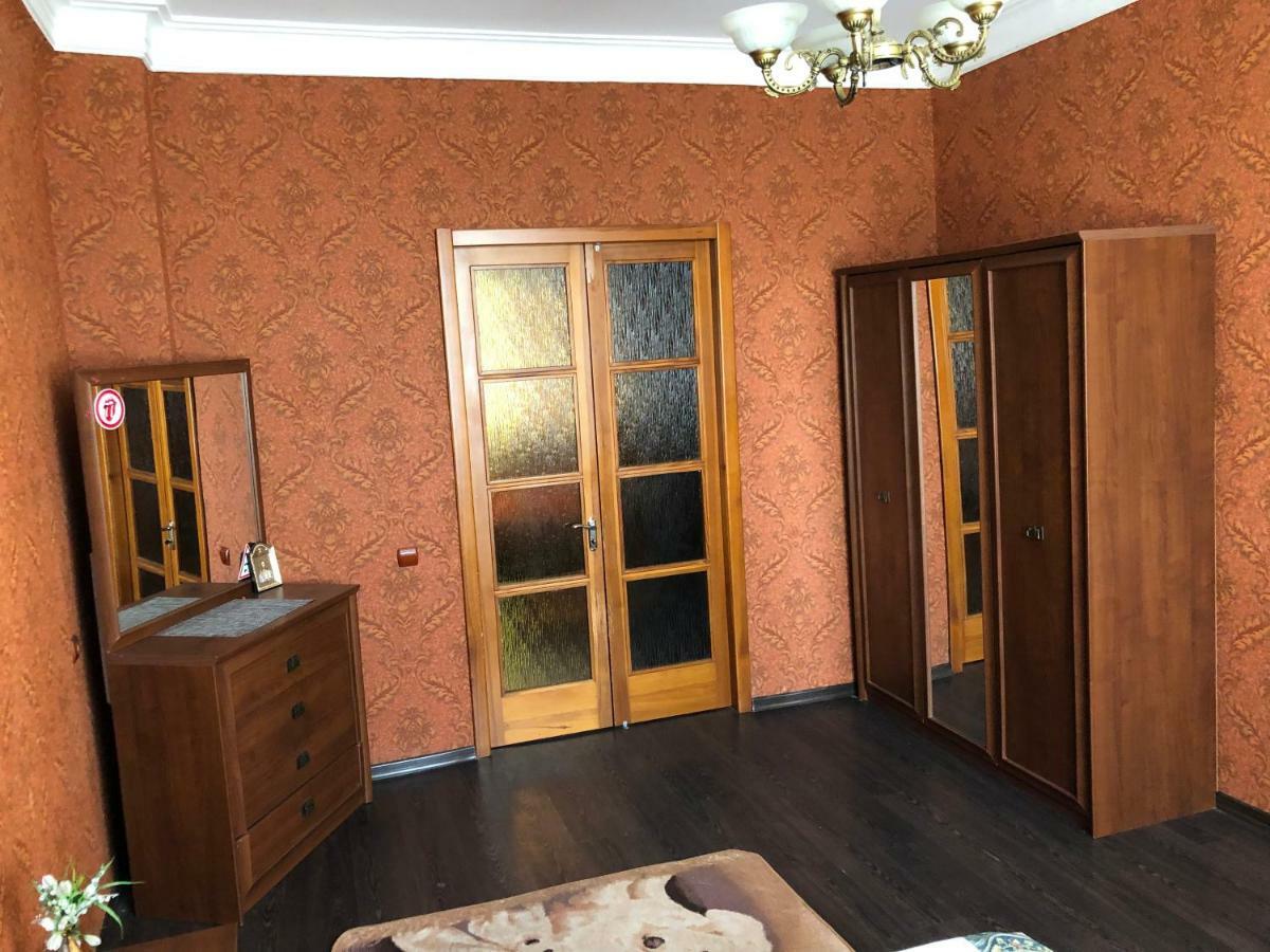 Apartment in the city centre Dnepropetrovsk Exterior foto